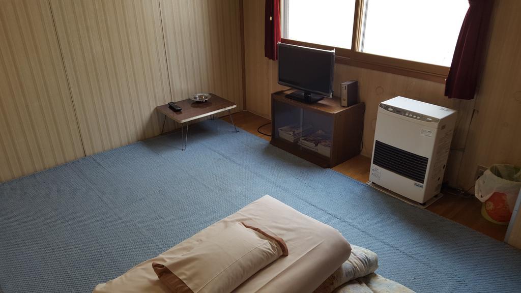 Marutake Ryokan คุตชาน ภายนอก รูปภาพ